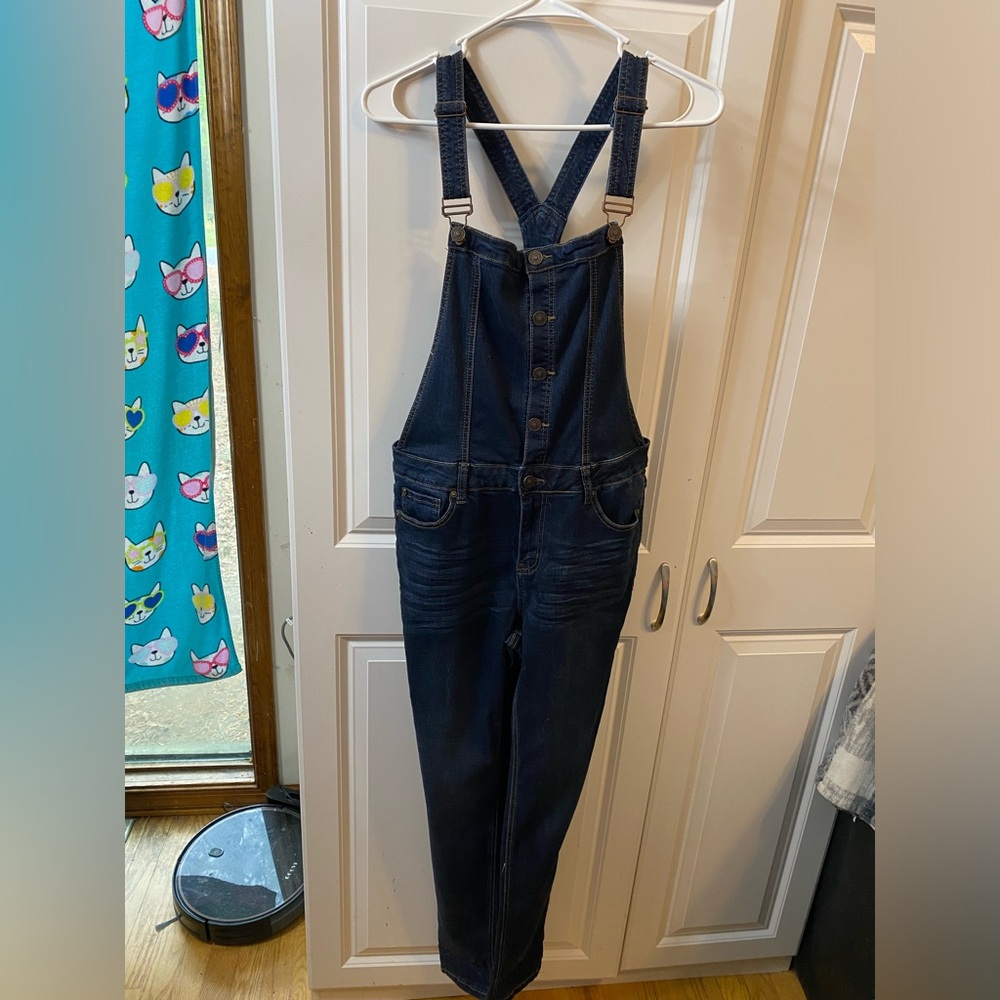 💕❤️Just like New Denim Stretch Button Up Overalls Size Large! 💕❤️ Sexy Fit!